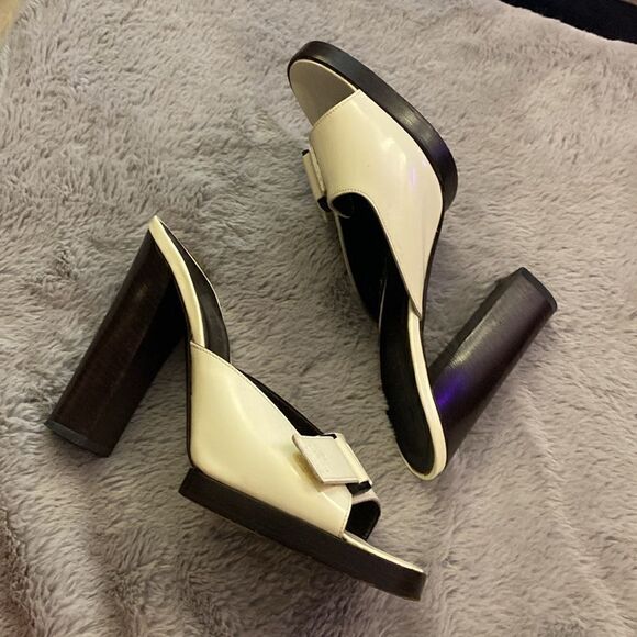Gucci heels, size 8 - Picture 2 of 10